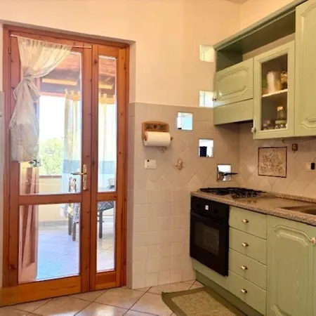 度假居 Del Sorriso E Delle Rondini By Interhome *
